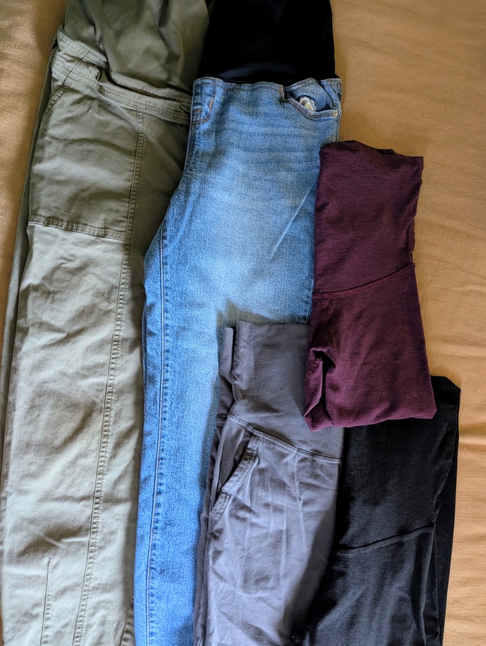Maternity Pants & Leggings Bundle (Small)